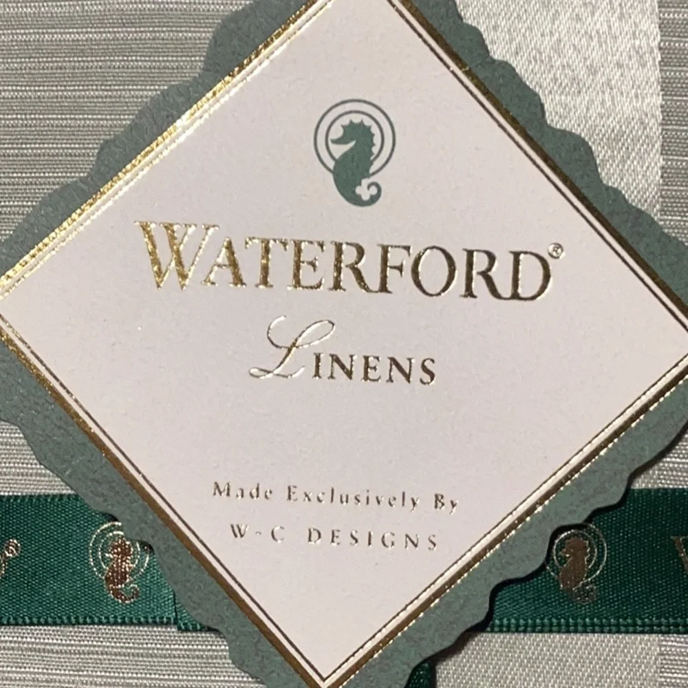 Waterford Linens Cloth Table Napkins